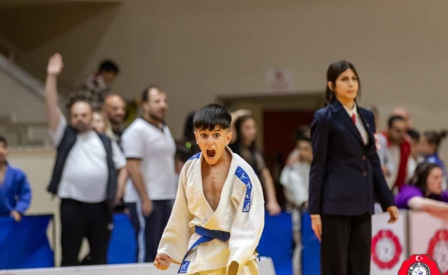 Manisalı minik judoculardan büyük başarı