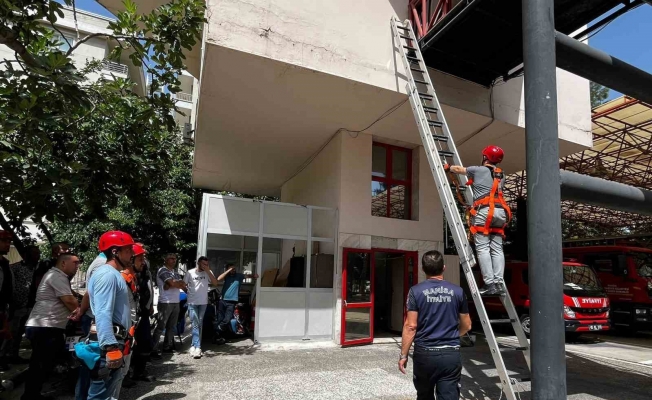 Büyükşehirin ekiplerine yüksekte çalışma eğitimi