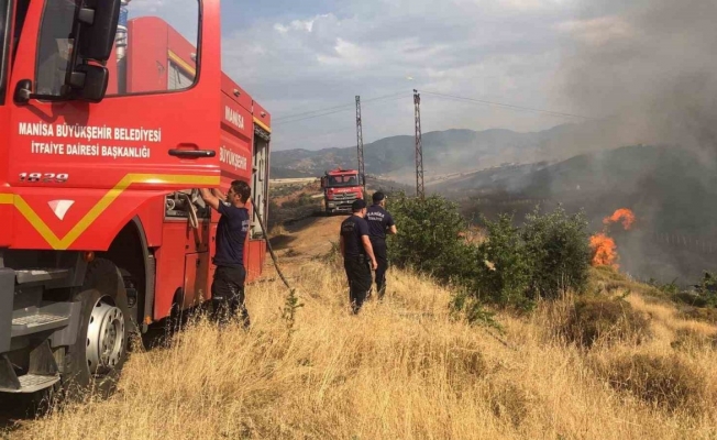 Manisa İtfaiyesi büyük bir yangını daha önledi