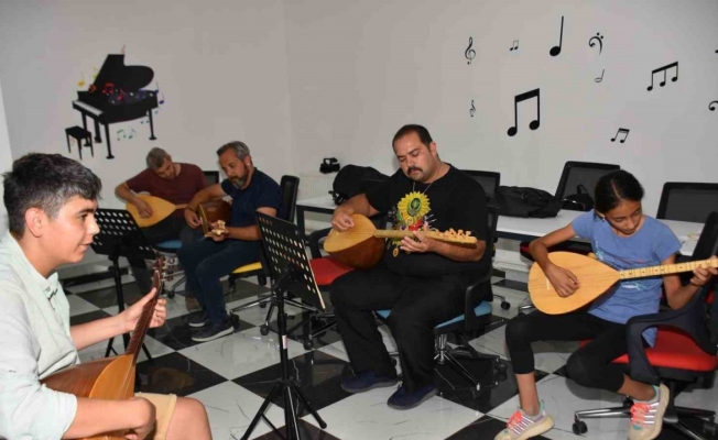 Şehzadeler’de enstrüman kursları başlıyor