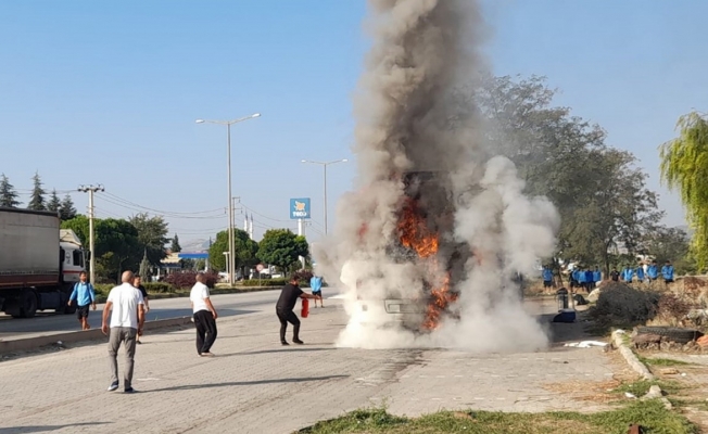 Harput FK’nın takım otobüsü alev aldı, facia kıl payı atlatıldı