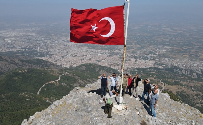 Manisalı Gaziler Spil’in zirvesinde