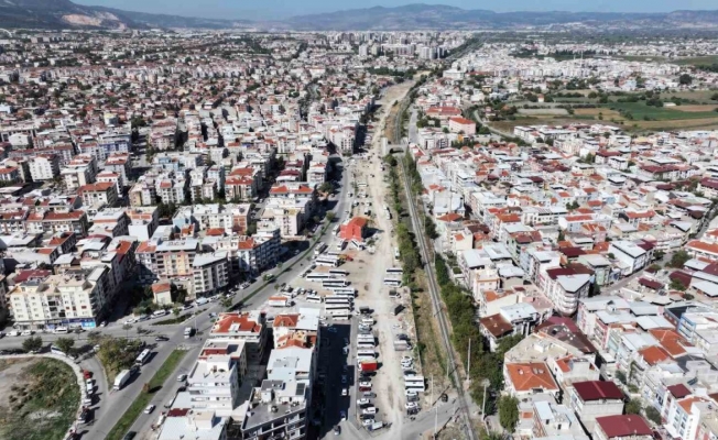 Manisa’nın trafiğine nefes aldıracak yolda çalışmalar sürüyor