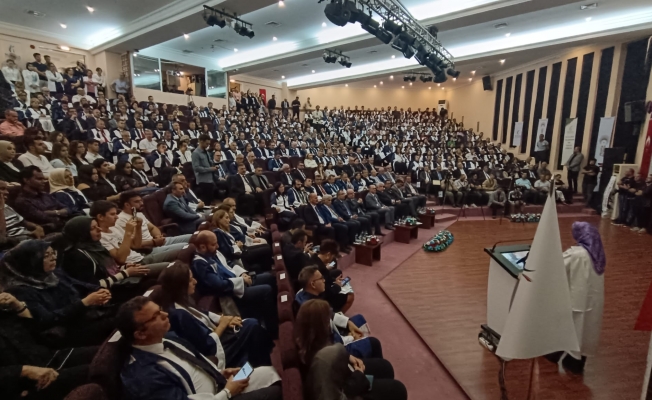 MCBÜ Akademik yılı törenle açıldı