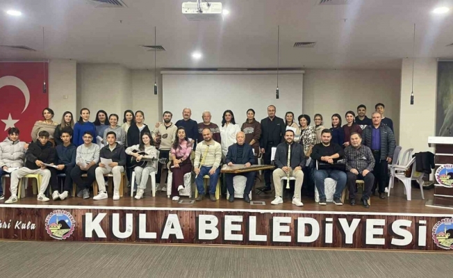 Kula Belediyesi Türk Sanat Müziği Korosu yeniden faaliyete başladı