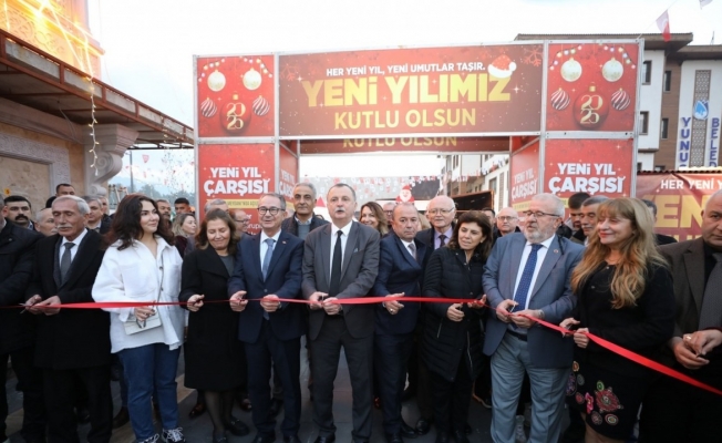 Yunusemre’de Yeni Yıl Çarşısı açıldı