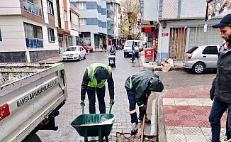 Büyükşehir ve MASKİ ekipleri yağışta sahadaydı