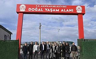 Komisyon üyeleri sokak hayvanları için Akhisar’da toplandı